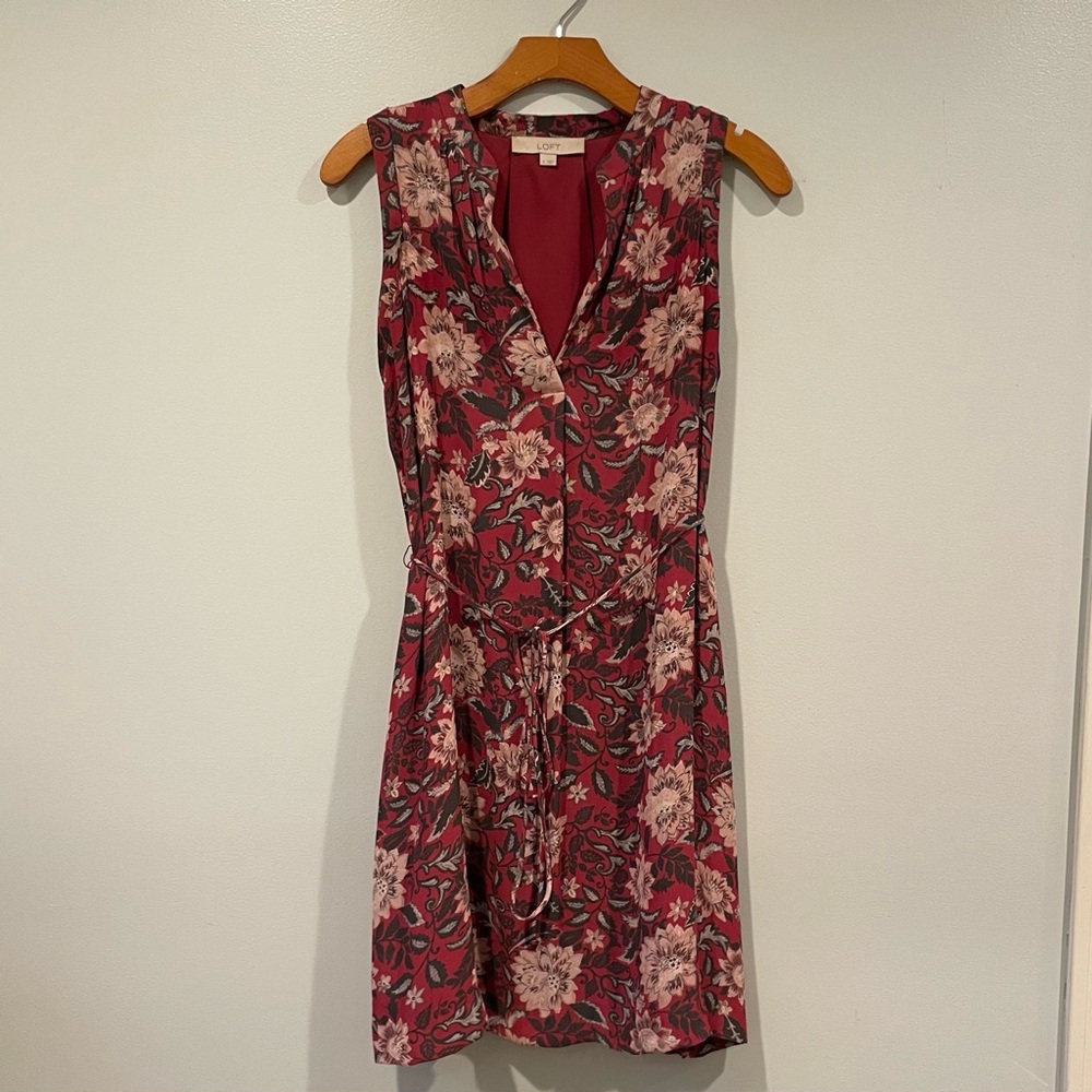 LOFT Floral Sleeveless Dress
